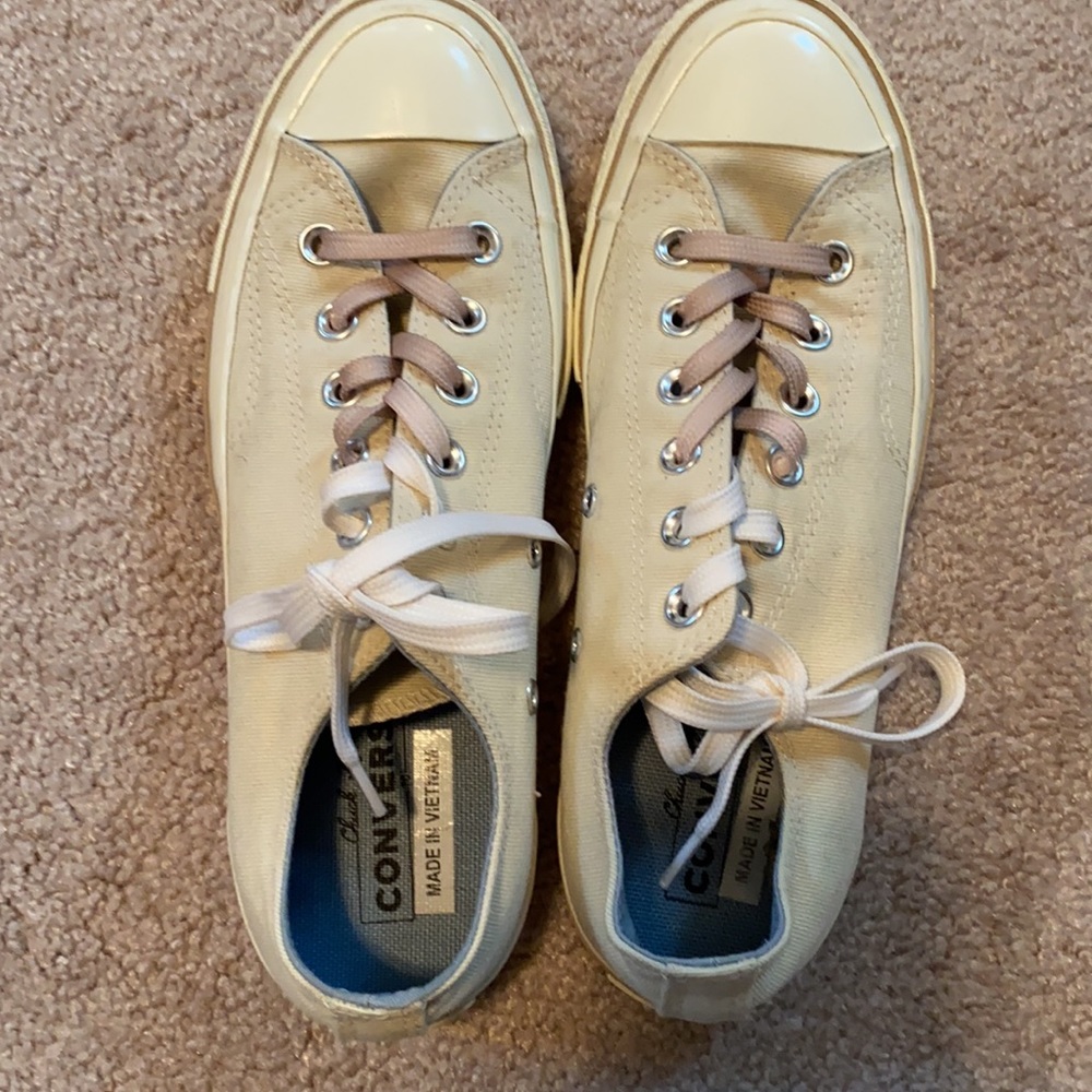 Low Top Converse